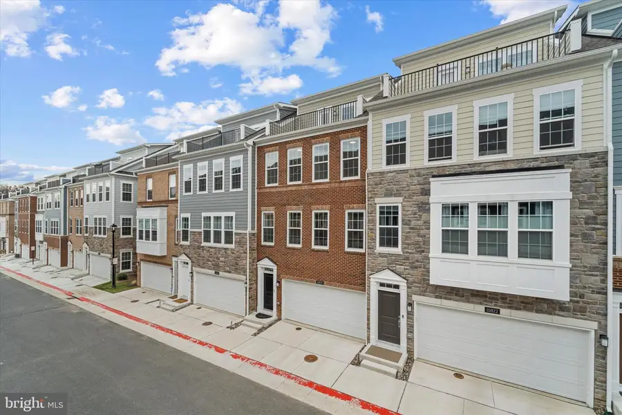 10820 Willow Ter, Fairfax, VA 22031 - #3