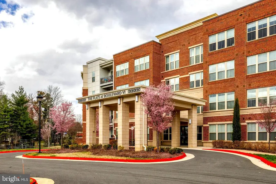 Fairgrounds #125, Fairfax, VA 22030 - #2