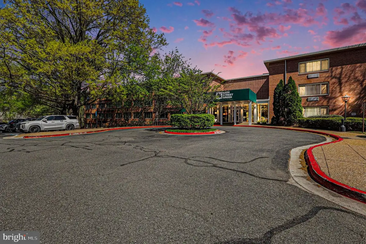 10570 Main St #203, Fairfax, VA 22030 - #1