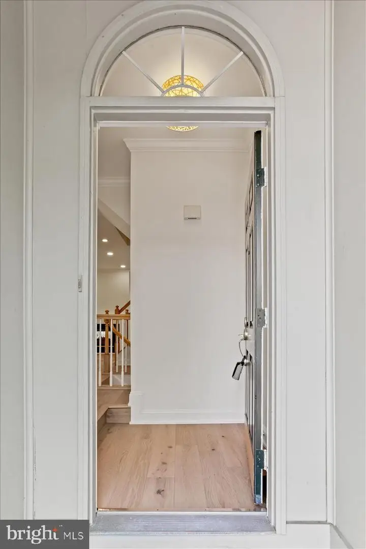 10524 James Wren Way, Fairfax, VA 22030 - #2