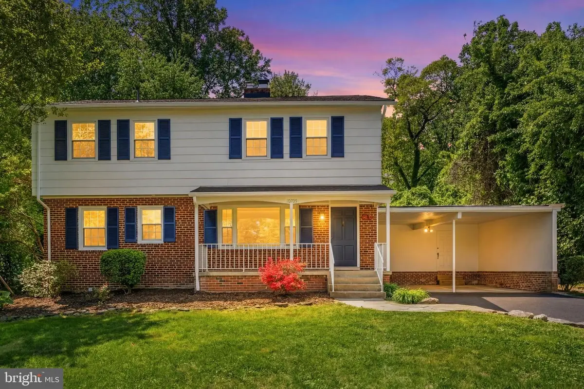 10705 Oak Pl, Fairfax, VA 22030 - #1