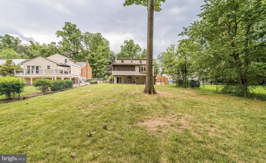 10824 Scott Dr, Fairfax, VA 22030 - #3