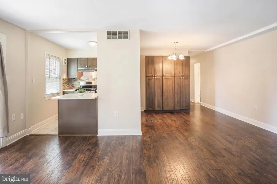 9495 Fairfax Blvd #103, Fairfax, VA 22031 - #3