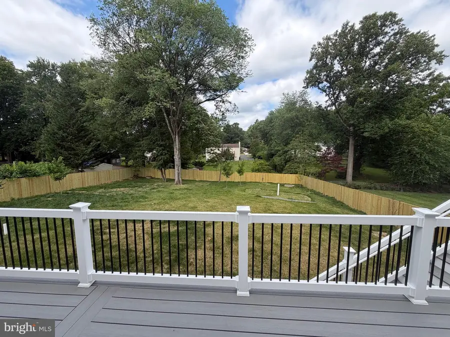 4008 Burke Station Rd, Fairfax, VA 22032 - #2
