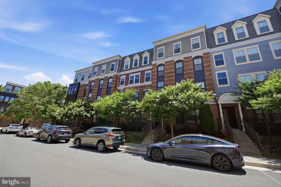 10723 Viognier Ter, Fairfax, VA 22030 - #2