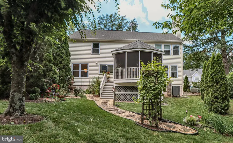4001 Crestar Ct, Fairfax, VA 22032 - #2