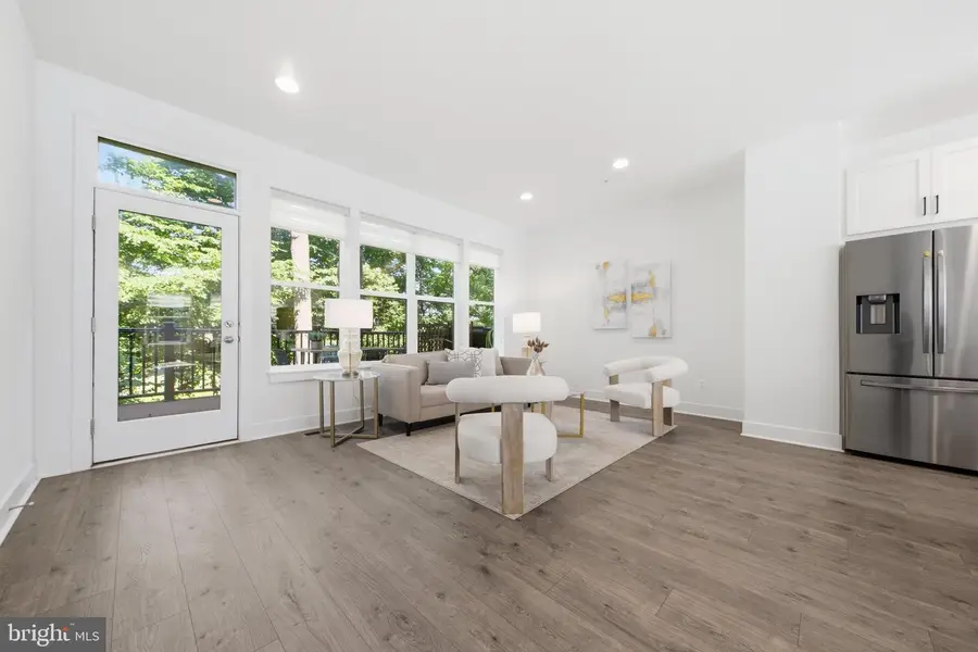 3544 Sutton Heights Cir, Fairfax, VA 22031 - #3