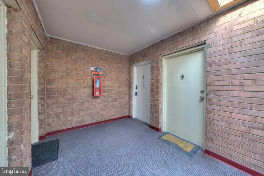 10725 West Dr #303, Fairfax, VA 22030 - #2