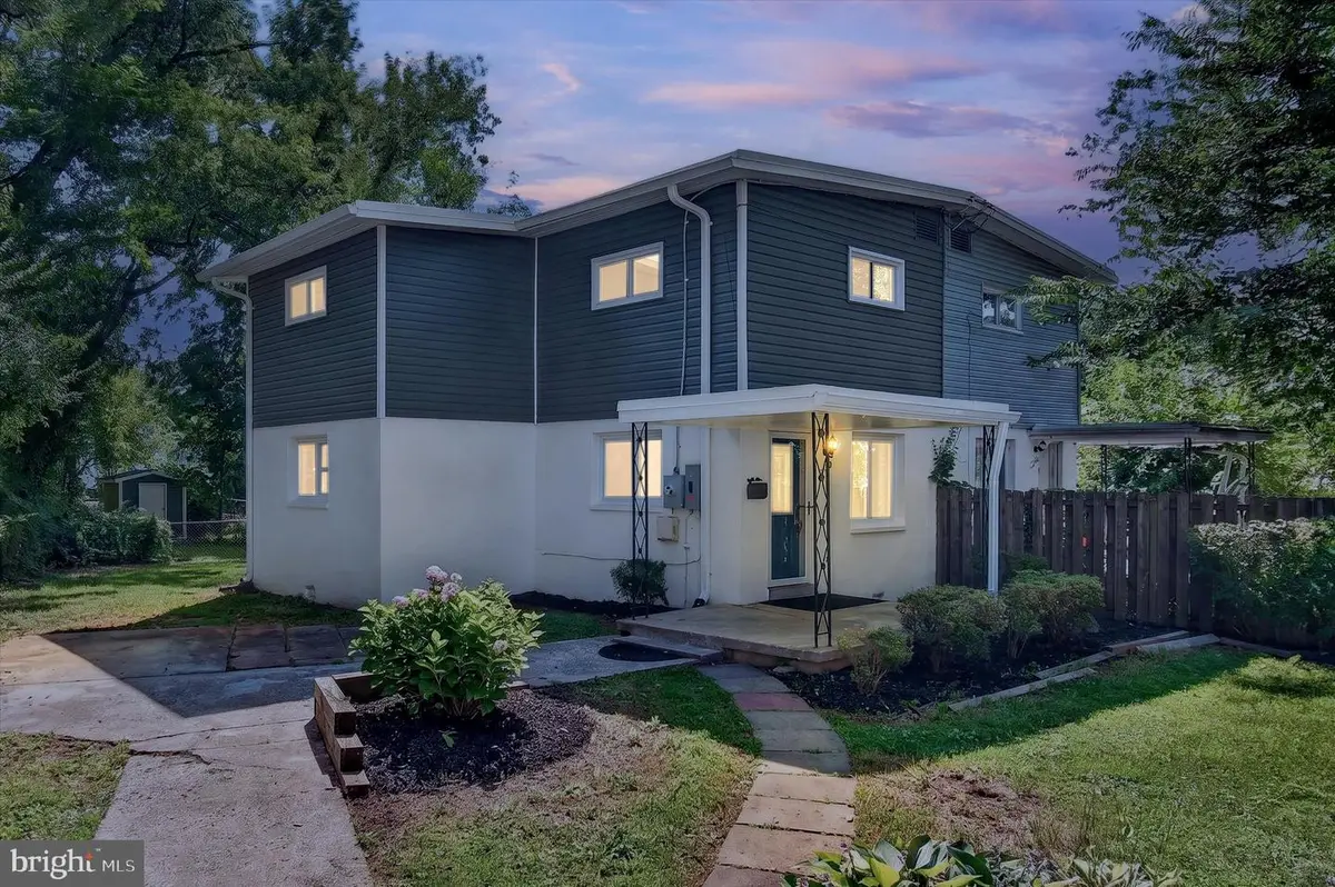 10641 Ashby Pl, Fairfax, VA 22030 - #1