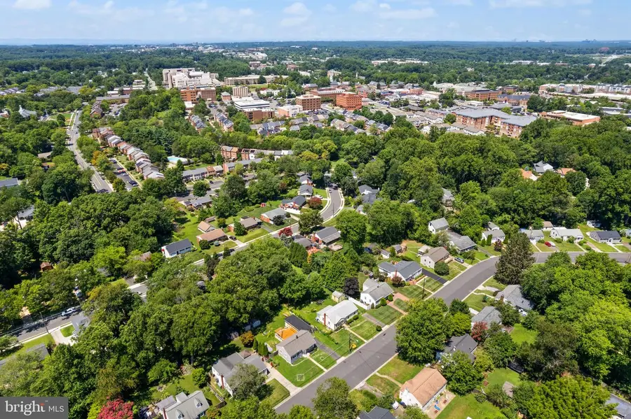 4144 Addison Rd, Fairfax, VA 22030 - #3