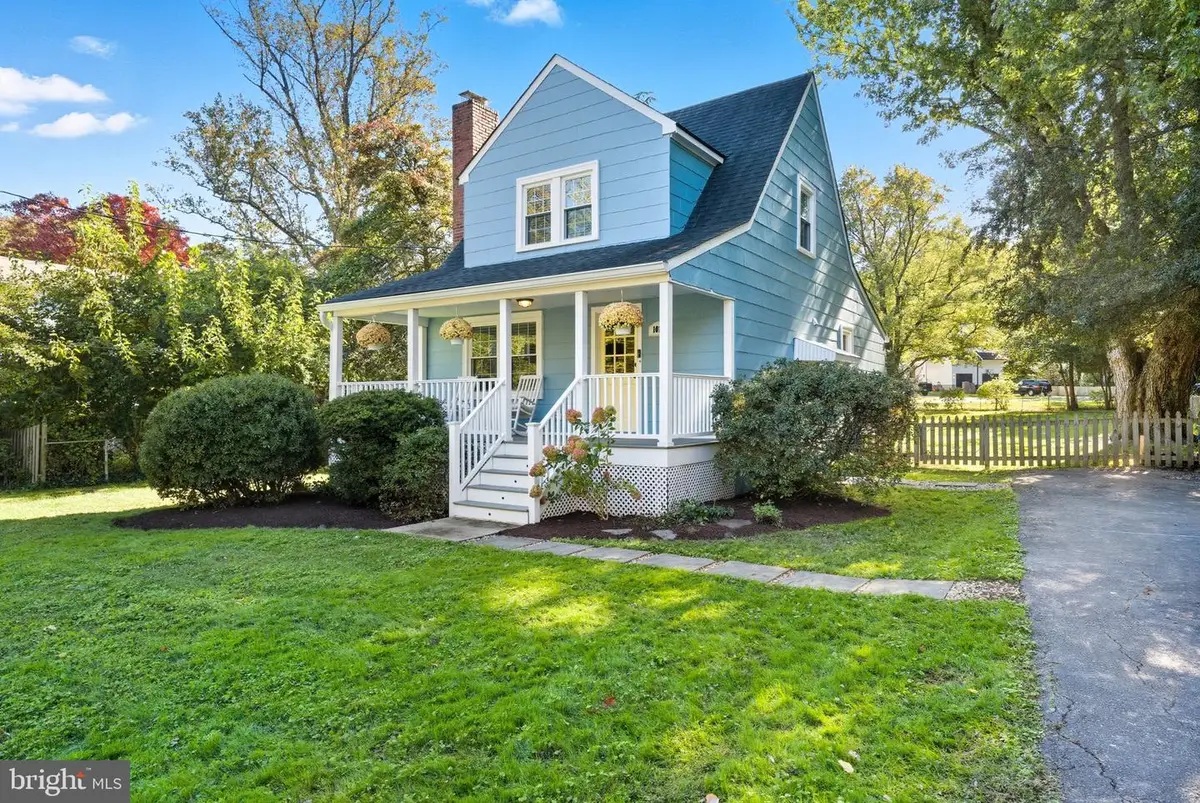 10123 Dwight Ave, Fairfax, VA 22032 - #1
