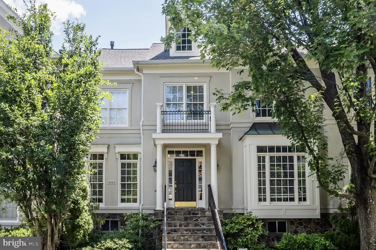 10103 Farr Oak Pl, Fairfax, VA 22030 - #1