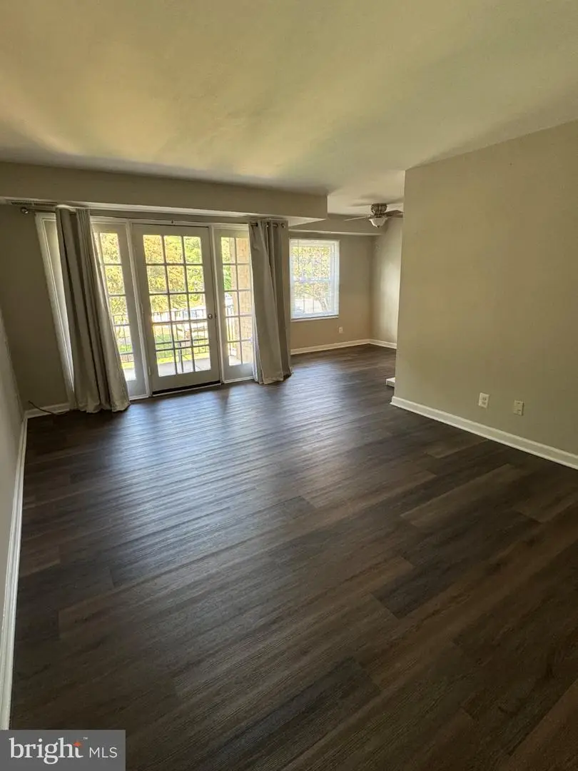 3991 Lyndhurst Dr #204, Fairfax, VA 22031 - #2