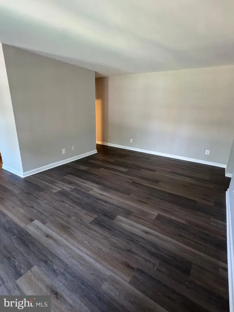 3991 Lyndhurst Dr #204, Fairfax, VA 22031 - #3