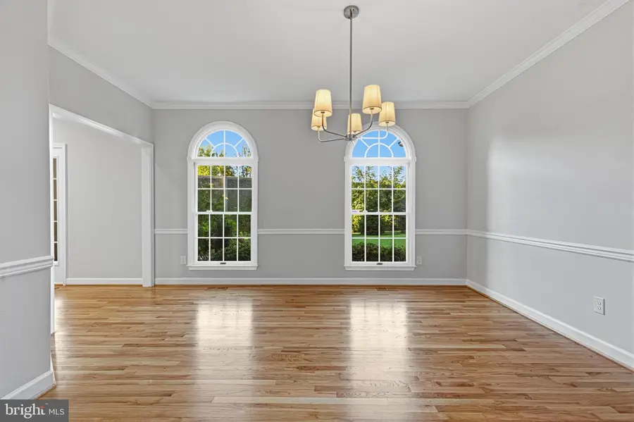 10631 Elmont Ct, Fairfax, VA 22030 - #3