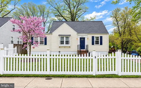 4013 Poplar St, FAIRFAX, VA 22030