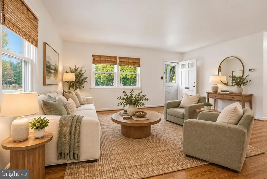 10209 Sager Ave, Fairfax, VA 22030 - #3