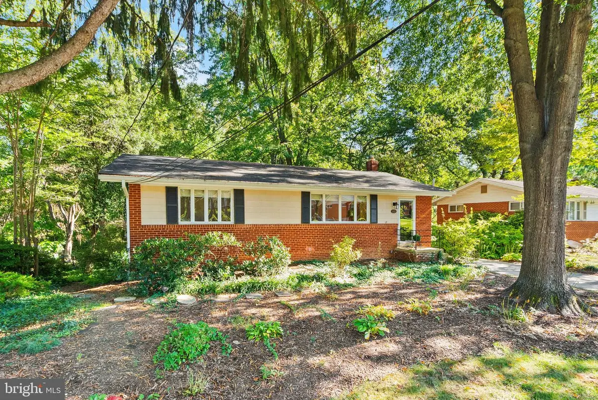 3523 Jean St, Fairfax, VA 22030 - #1