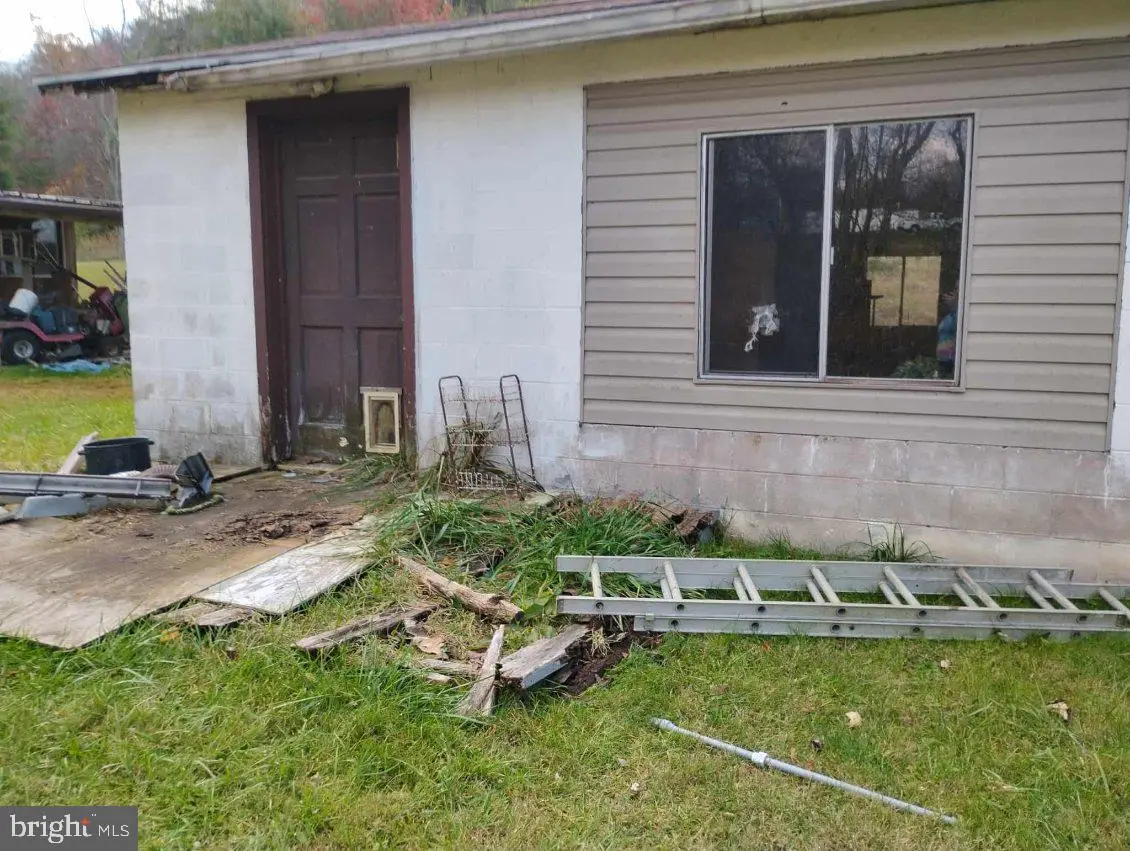 549 Buffalo Mountain Rd, Willis, VA 24380 - Image #1