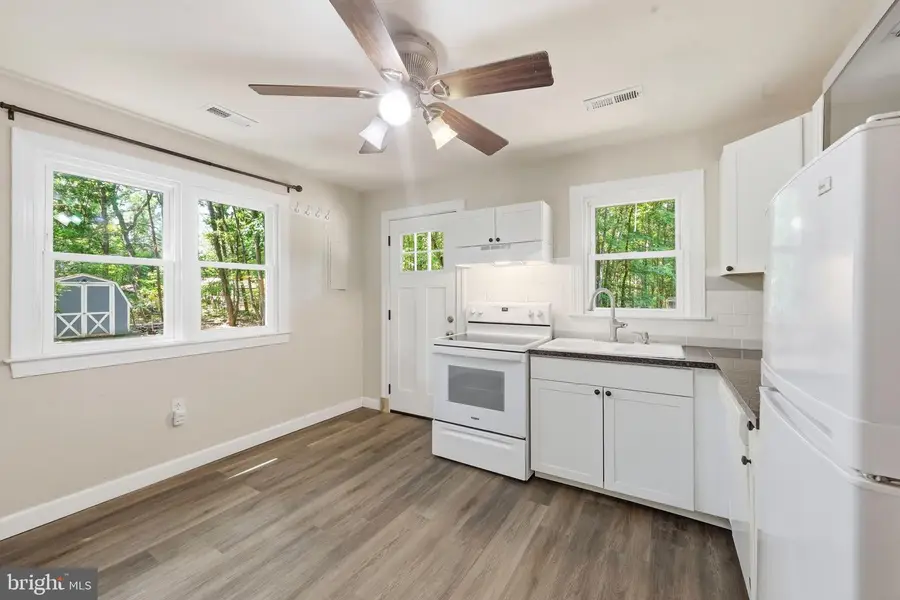 483 Haden Martin Rd, Palmyra, VA 22963 - #2