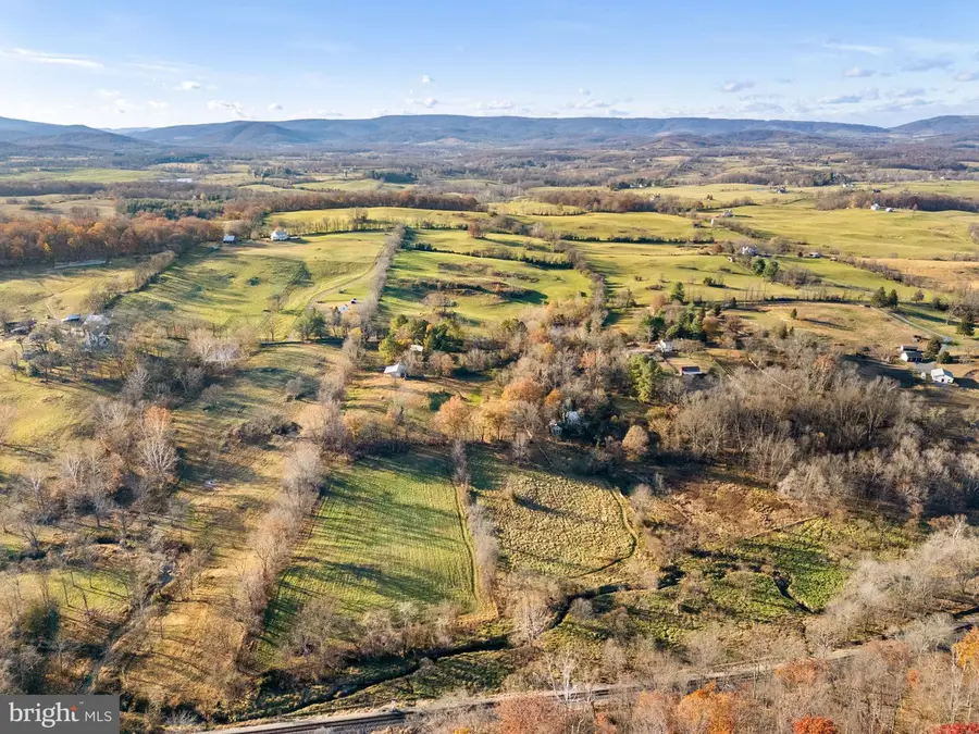 3383 & 3393 Lost Corner Rd, Delaplane, VA 20144 - Image #2