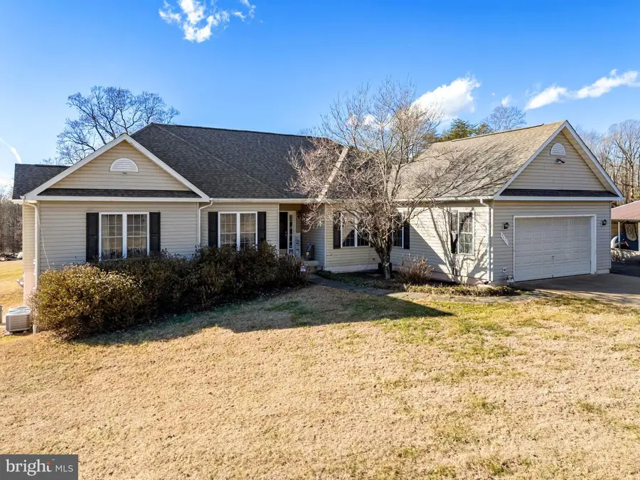 5823 Sumerduck Rd, Sumerduck, VA 22734 - Image #2