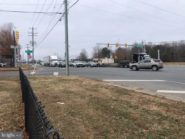 7198 Opal Rd, Warrenton, VA 20186 - Image #2