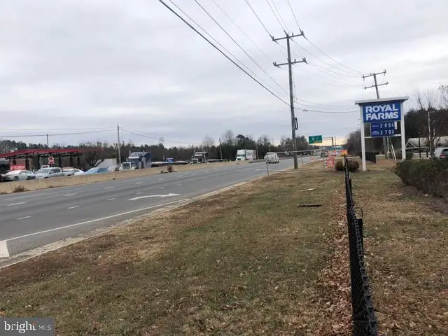 7198 Opal Rd, Warrenton, VA 20186 - Image #3