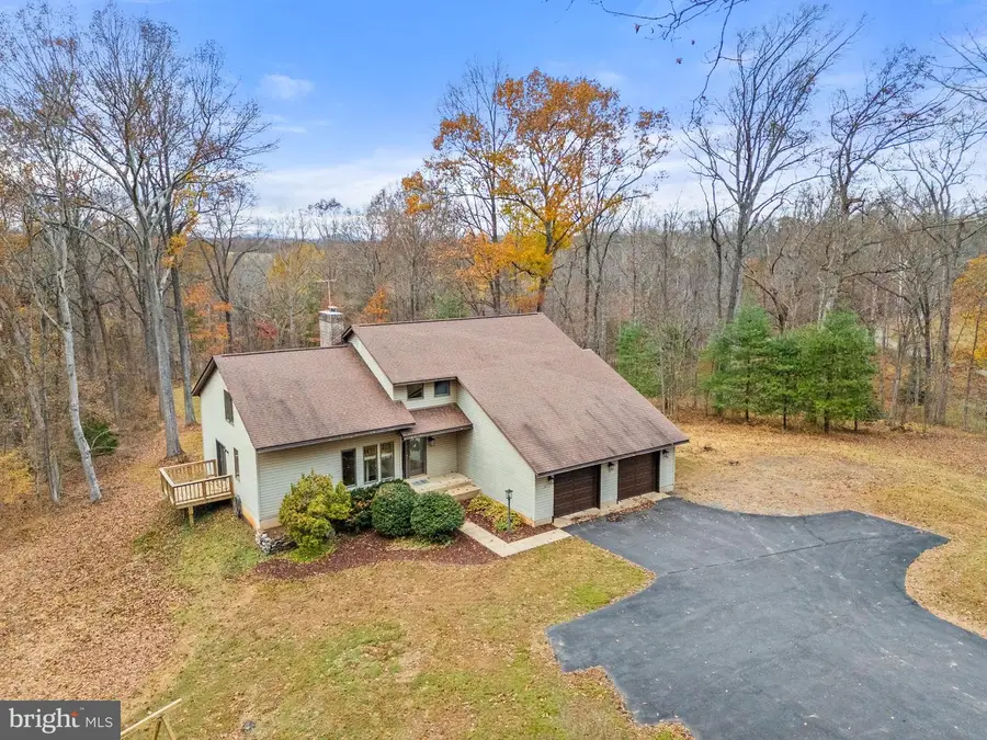 8423 Lock Ln, Warrenton, VA 20186 - #3