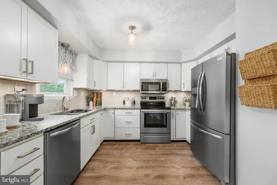 9235 Lees Ridge Rd, Warrenton, VA 20186 - Image #3