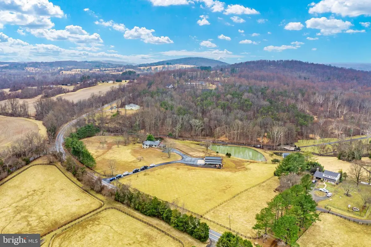 7464 Wilson Rd, Warrenton, VA 20186 - #1