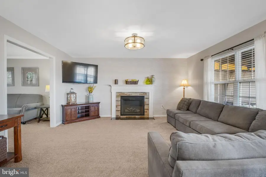 10245 Anchor Ct, Bealeton, VA 22712 - Image #3