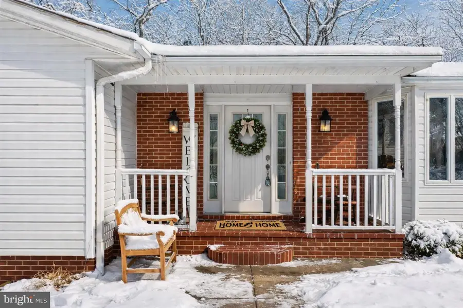 8564 Opal Rd, Warrenton, VA 20186 - Image #2