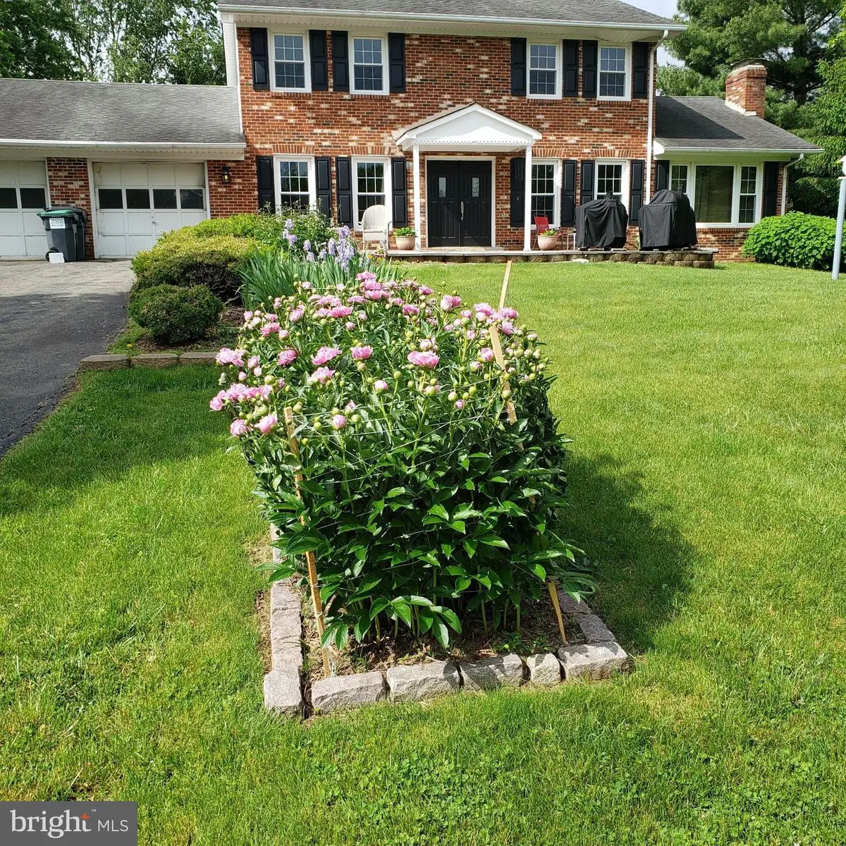 6521 Lancaster Dr, Warrenton, VA 20187 - Image #1