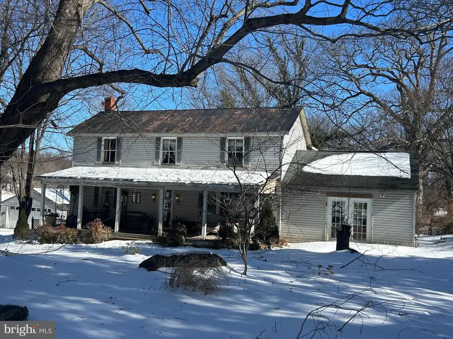 3863 Rectortown Rd, Marshall, VA 20115 - Image #2