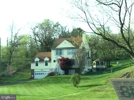 11530 John Marshall Hwy, Markham, VA 22643 - #1