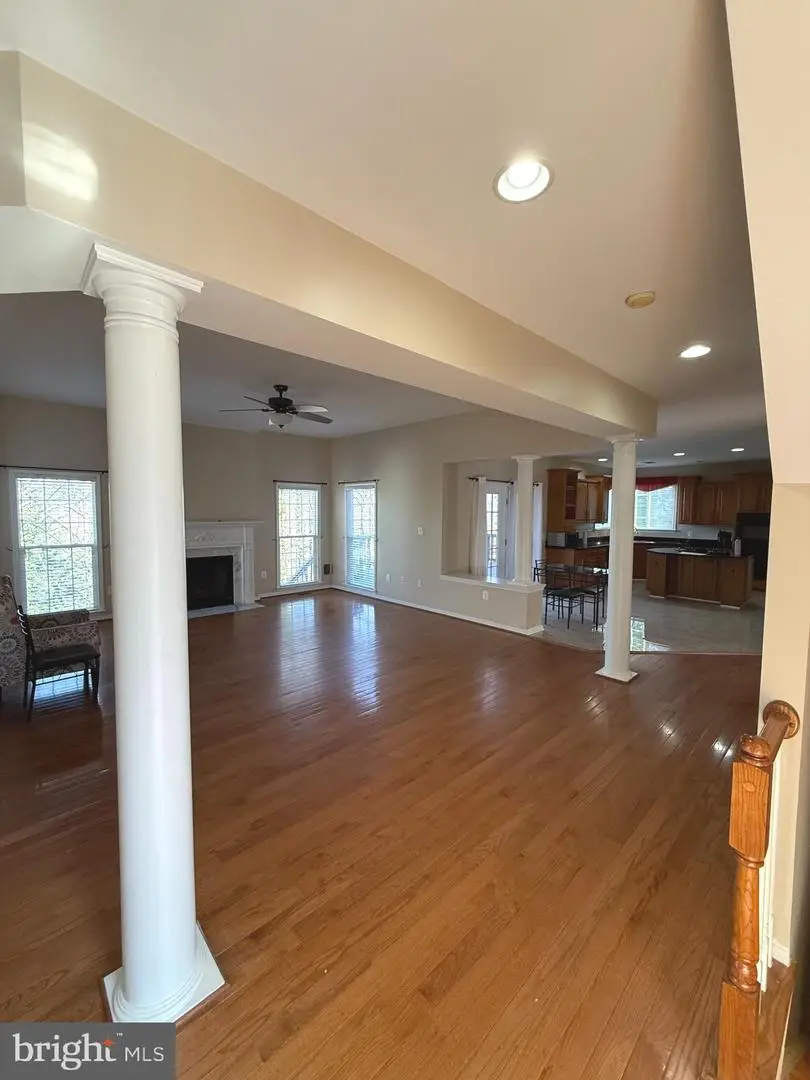 173 Autumn Wind Ct, Warrenton, VA 20186 - #3