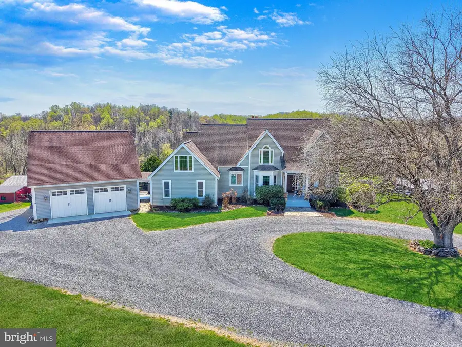 9393 Briar Ln, Delaplane, VA 20144 - #3