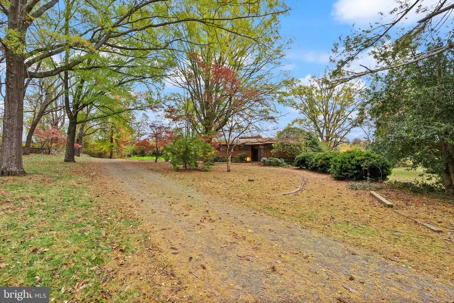 7099 Glen Curtiss Ln, Warrenton, VA 20187 - #2