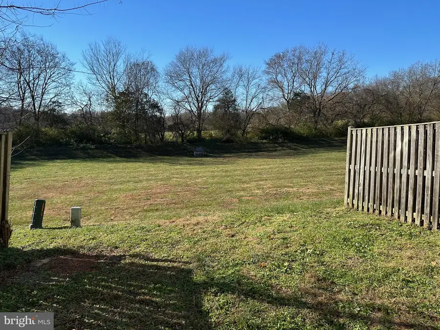 7653 Wankoma Dr, Remington, VA 22734 - #2