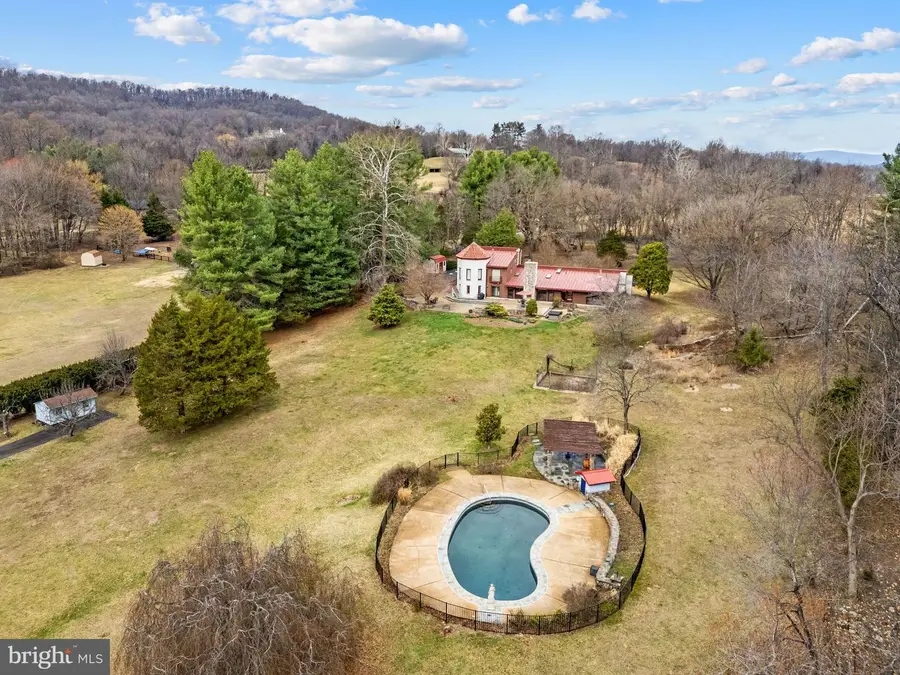 3850 Cobbler Mountain Rd, Delaplane, VA 20144 - #3