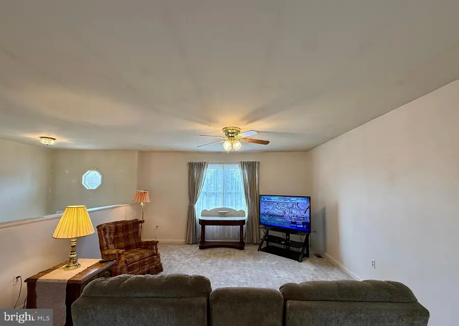 11245 Craig Ln, Bealeton, VA 22712 - #2