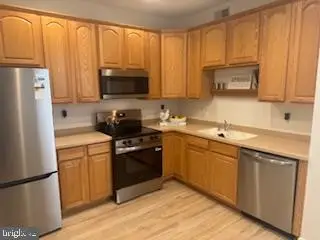 213 N View Cir, Warrenton, VA 20186 - #3