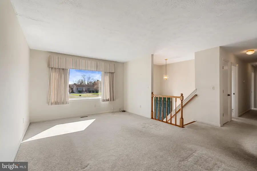 6730 W Forbes Pl W, Bealeton, VA 22712 - #2