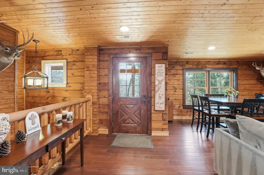 5276 Free State Rd, Marshall, VA 20115 - #3