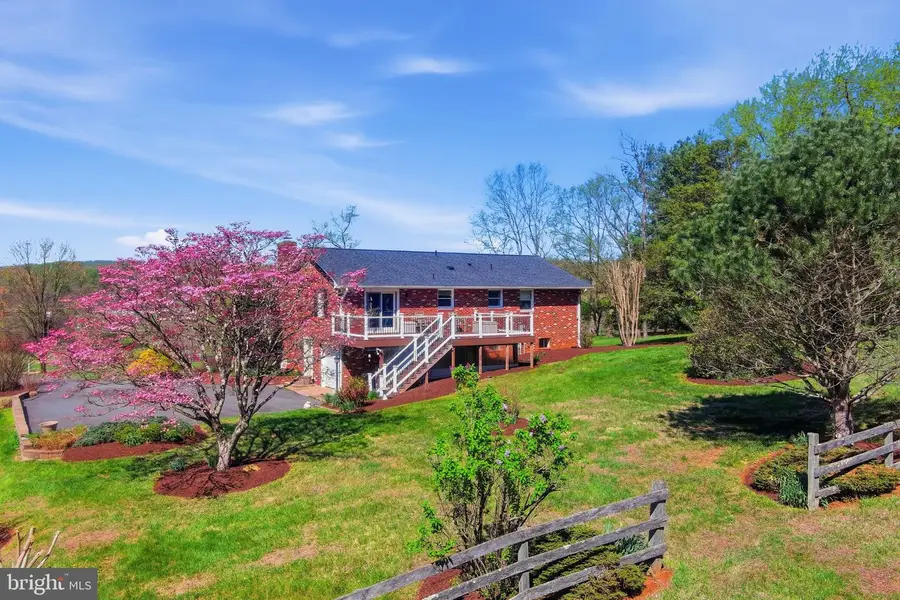 6163 Georgetown Rd, Broad Run, VA 20137 - #3
