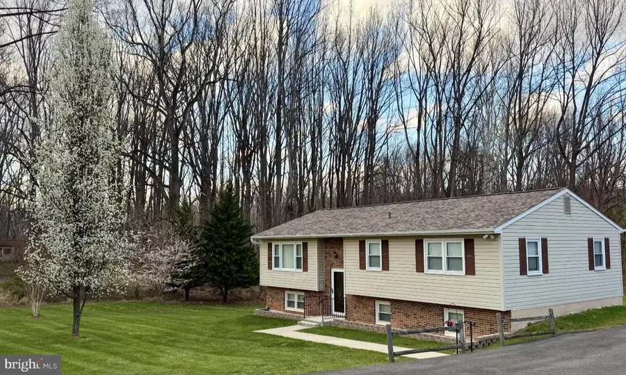 5632 Red Maple Ct, Warrenton, VA 20187 - #2