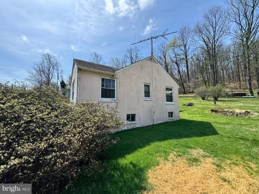 6726 James Madison Hwy, Warrenton, VA 20186 - #2