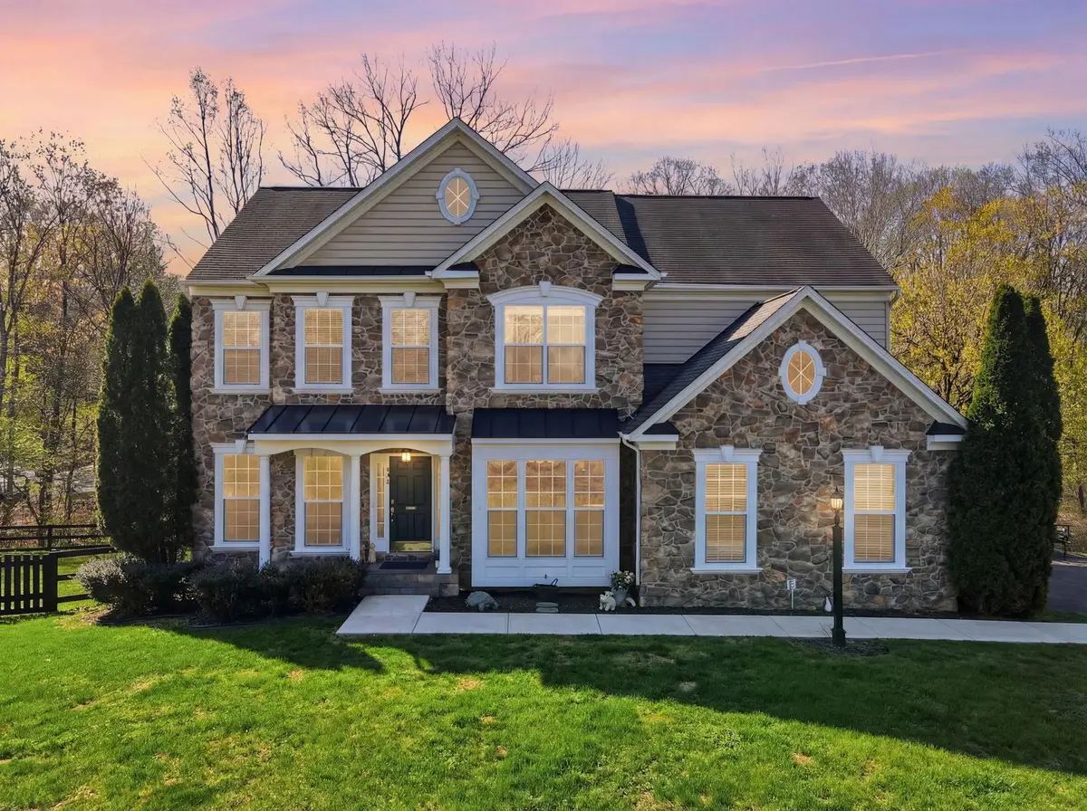 6925 Mill Valley Dr, Warrenton, VA 20187 - #1