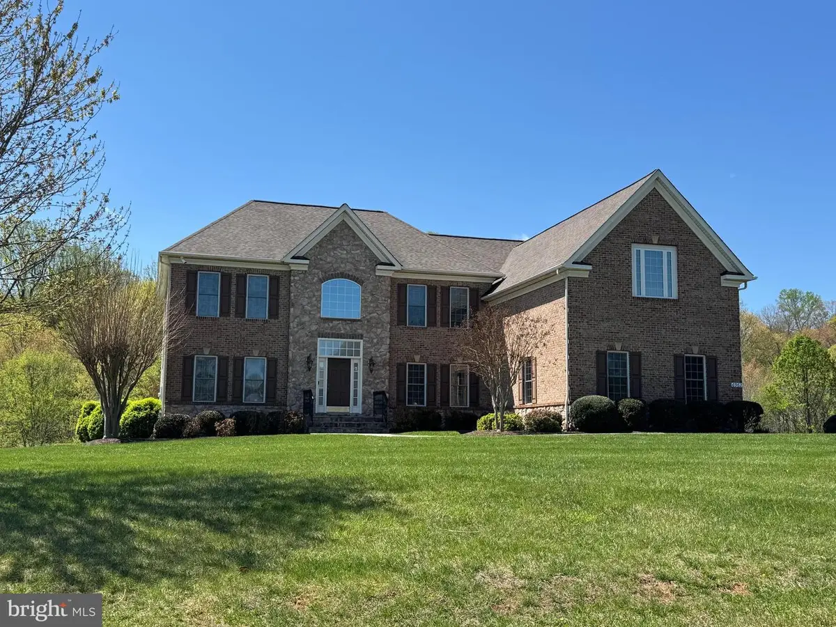 6962 Emma Ct, Warrenton, VA 20187 - #1